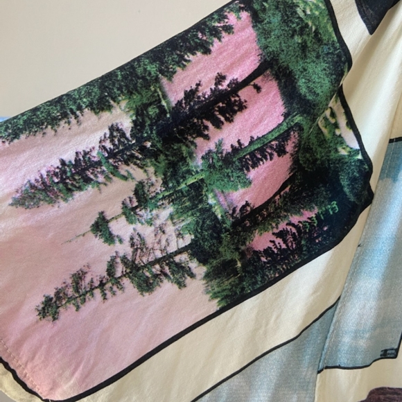 Y2K Vintage Graphic button up shirt by No Boundaries size M - Picture 4 of 7